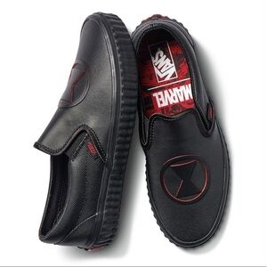 VANS Classic Slip-On Marvel Black Widow Sneaker